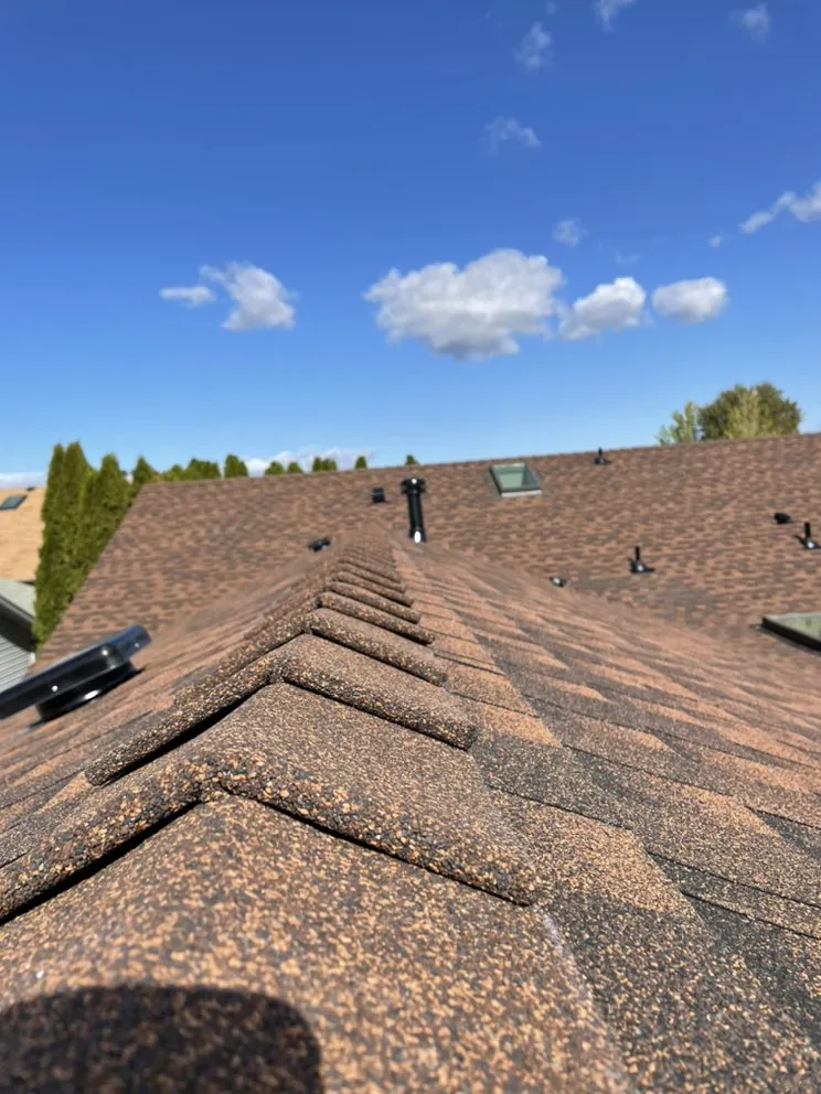 Slide of Gonzalez Roofing