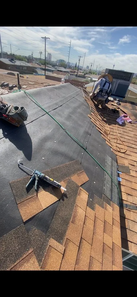 Slide of Gonzalez Roofing