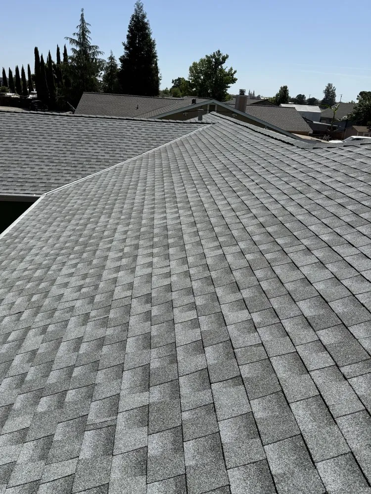 Slide of Gonzalez Roofing Pros