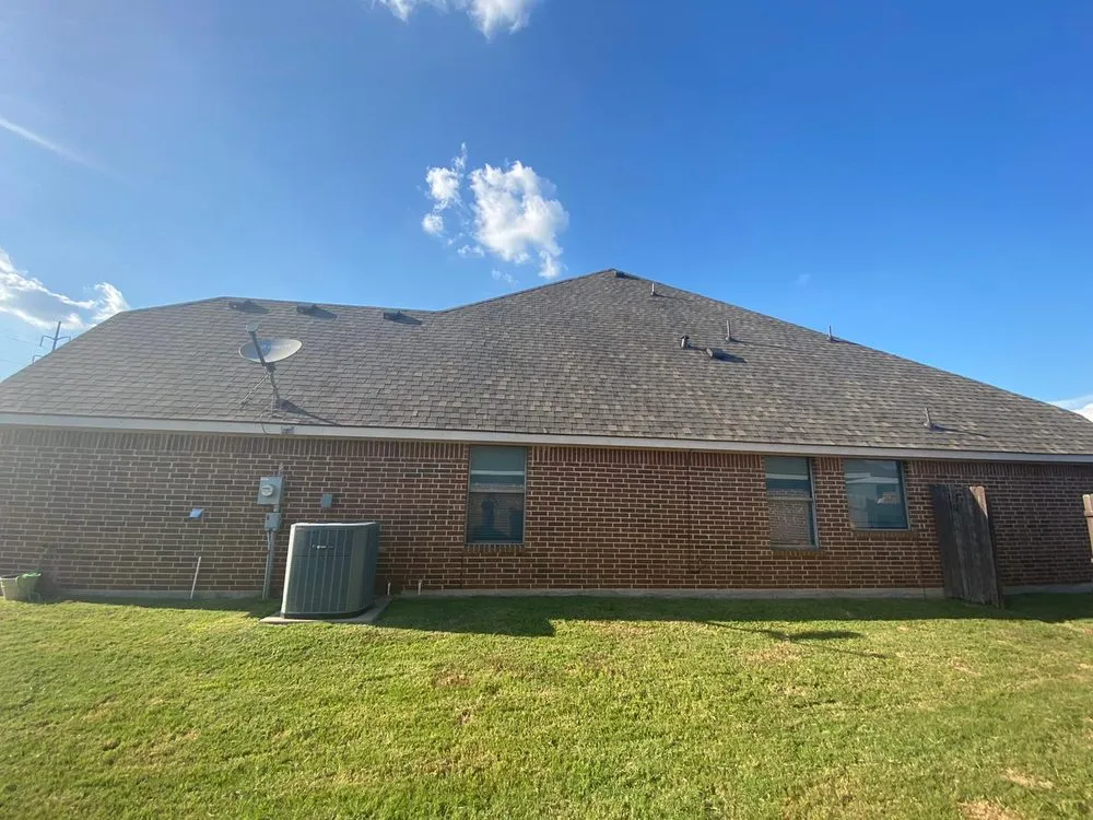 Slide of Gonzalez Roofing