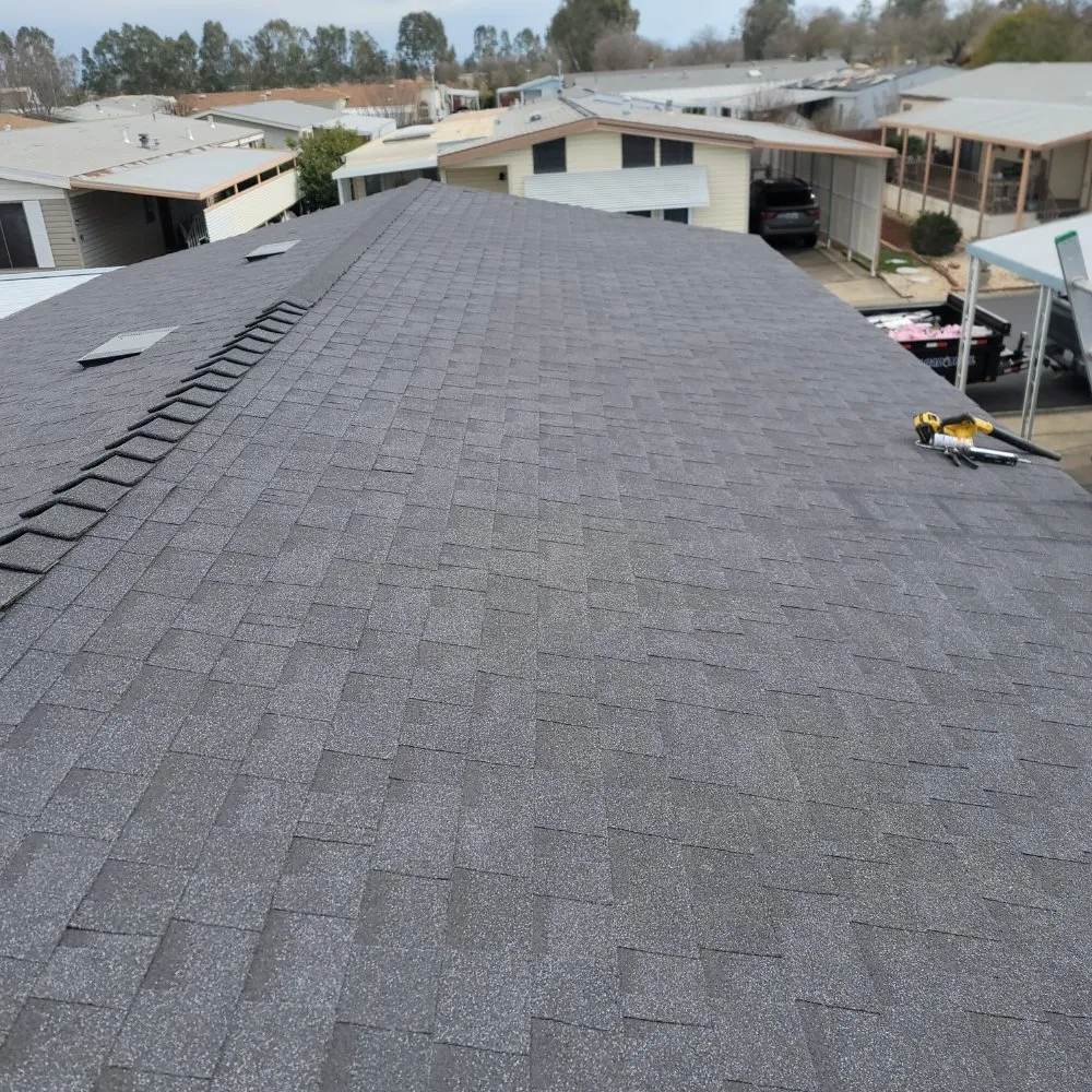 Slide of Gonzalez Roofing