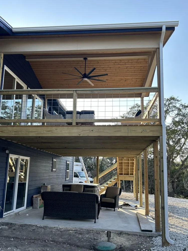 Slide of Gonzalez Seamless Rain Gutters