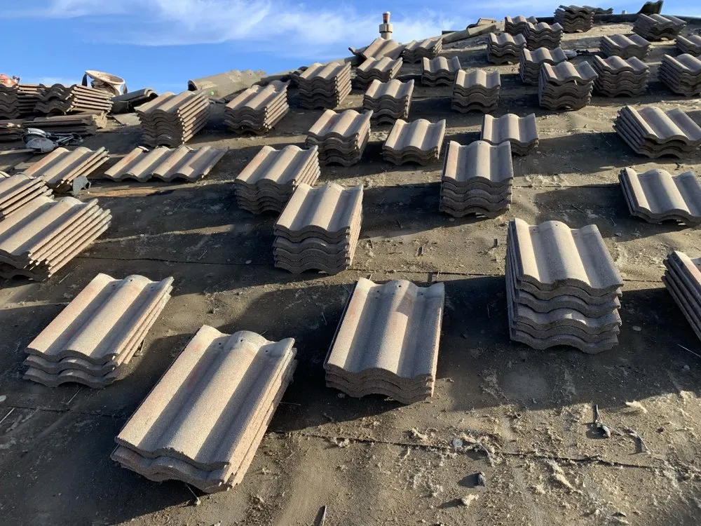 Slide of Gonzalo Roofing