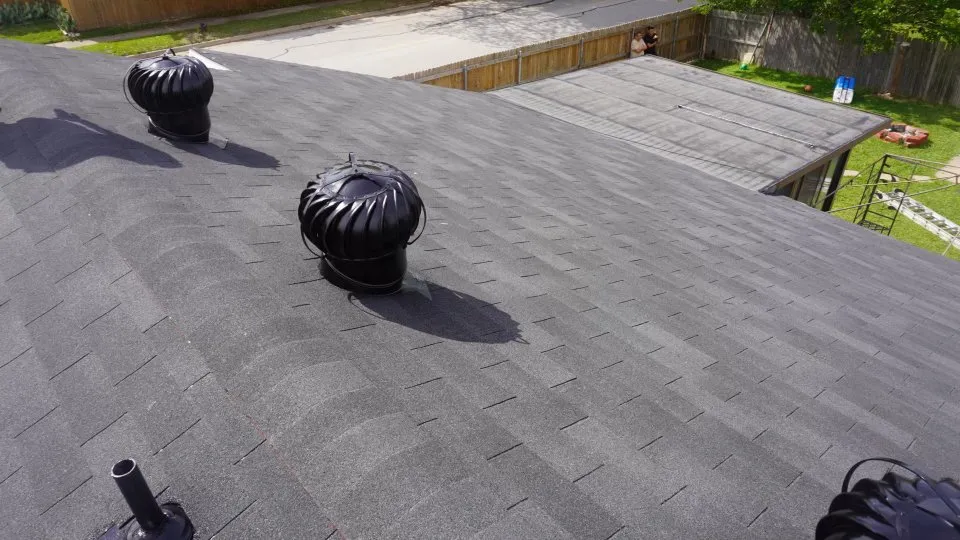 Slide of Gonzo Bros Roofing