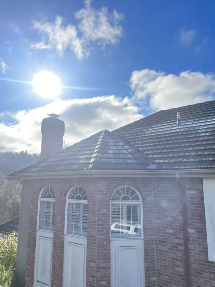 Slide of Good As New Roofing