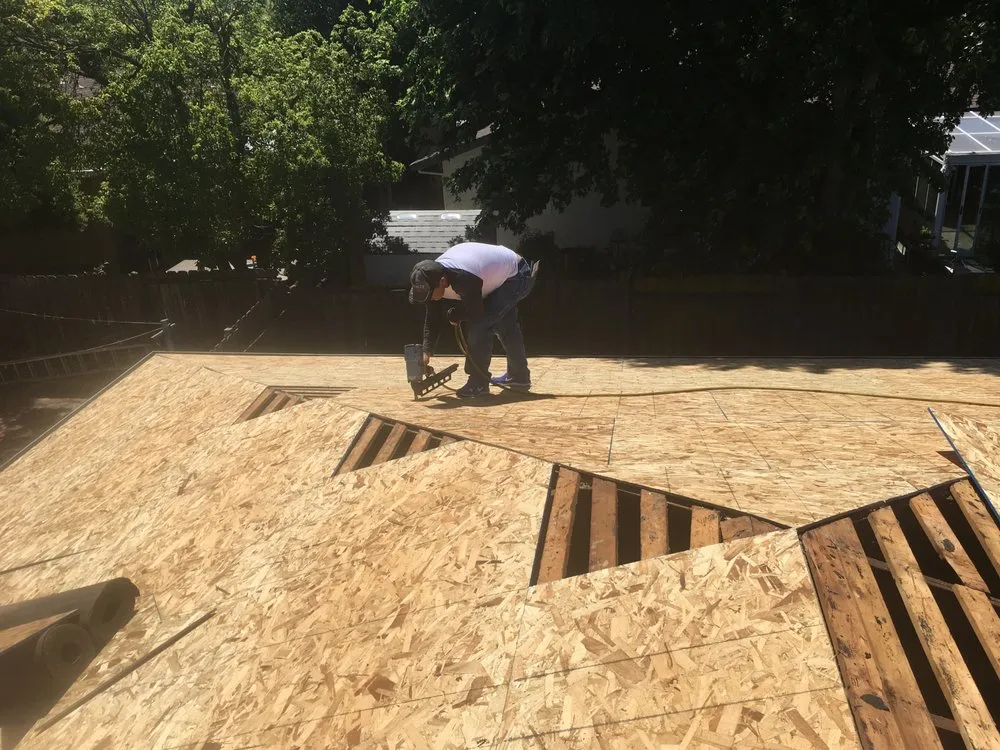 Slide of Good Guys Construction