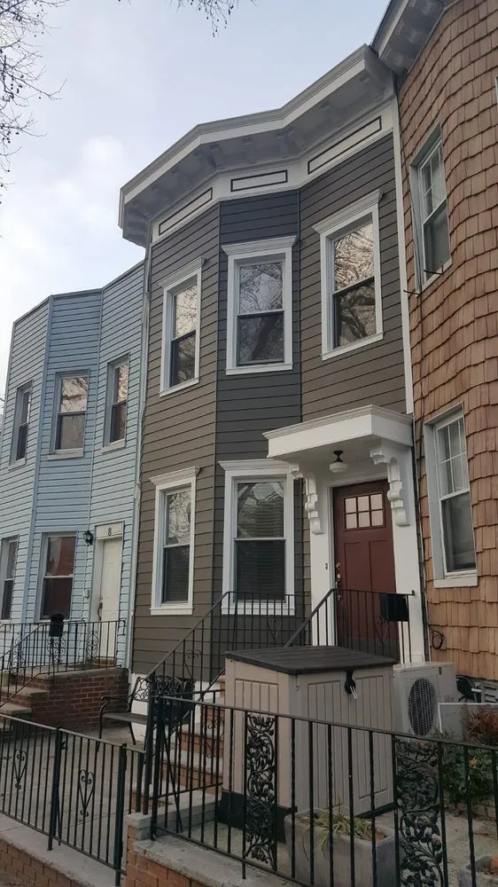 Slide of Good Guys Contracting