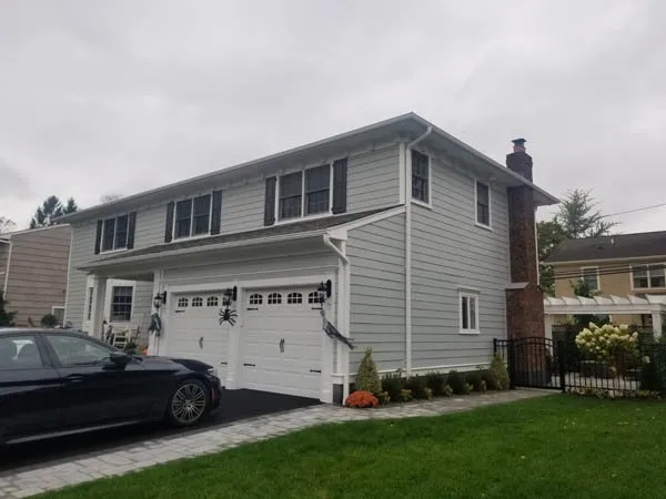 Slide of Good Guys Contracting