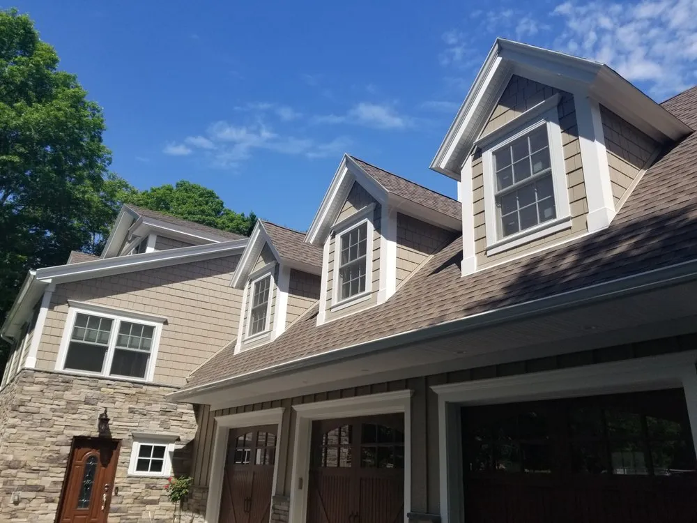 Slide of Good Guys Contracting