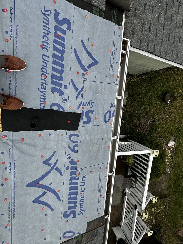 Slide of Good Hands Construction