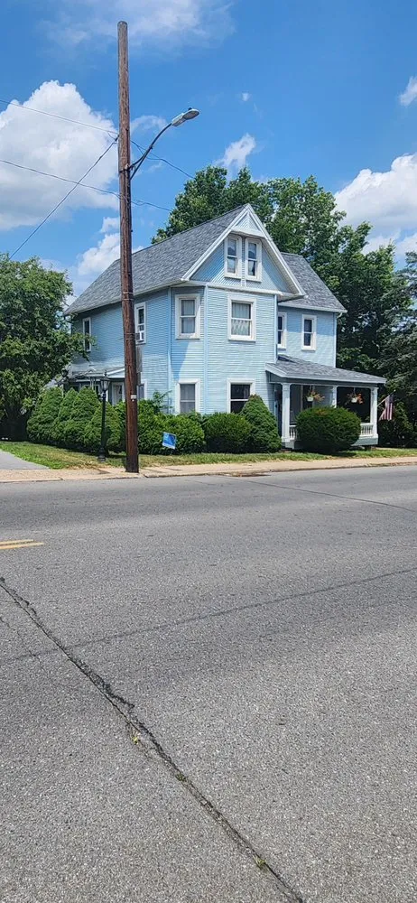 Slide of Good Hands Roofing