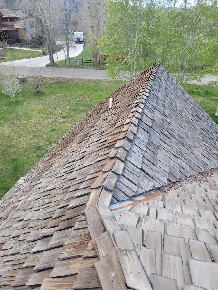 Slide of Good Knight Roofing