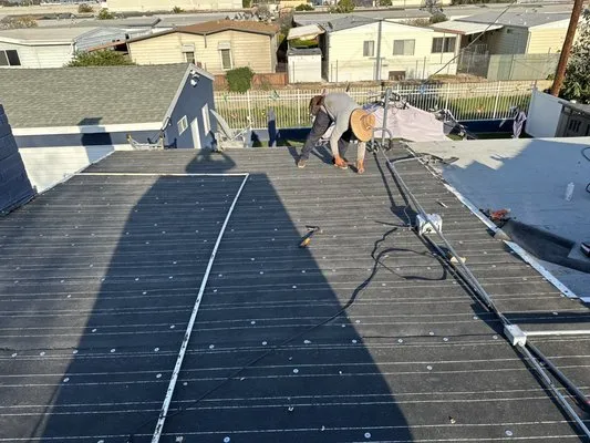 Good People Roofing Logo