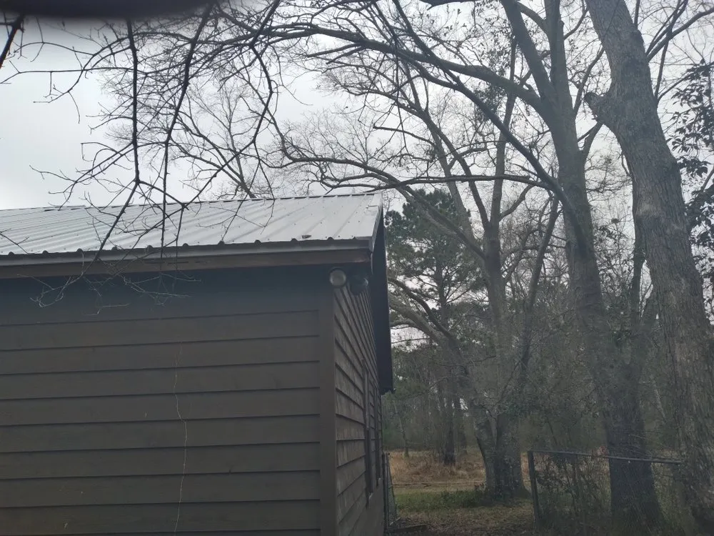 Licensed shingle roofing service in Irvington, AL - Good Roofers