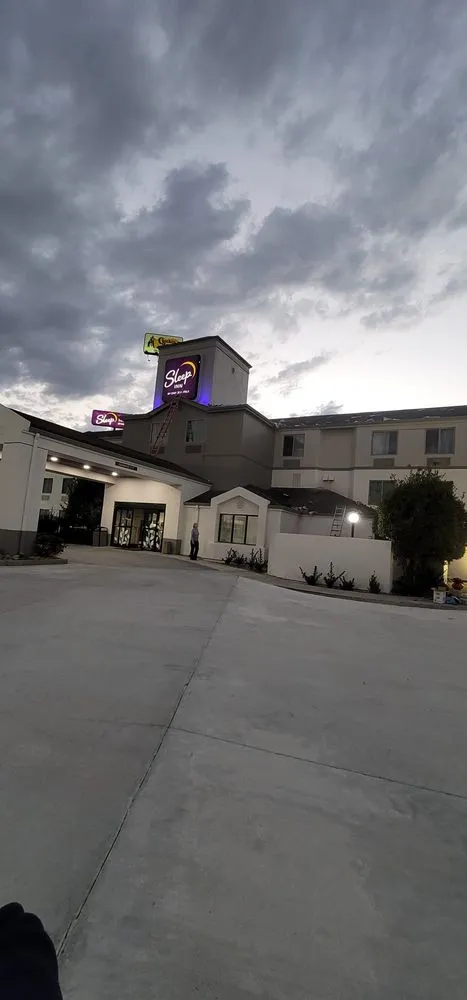 Slide of Good Roofing