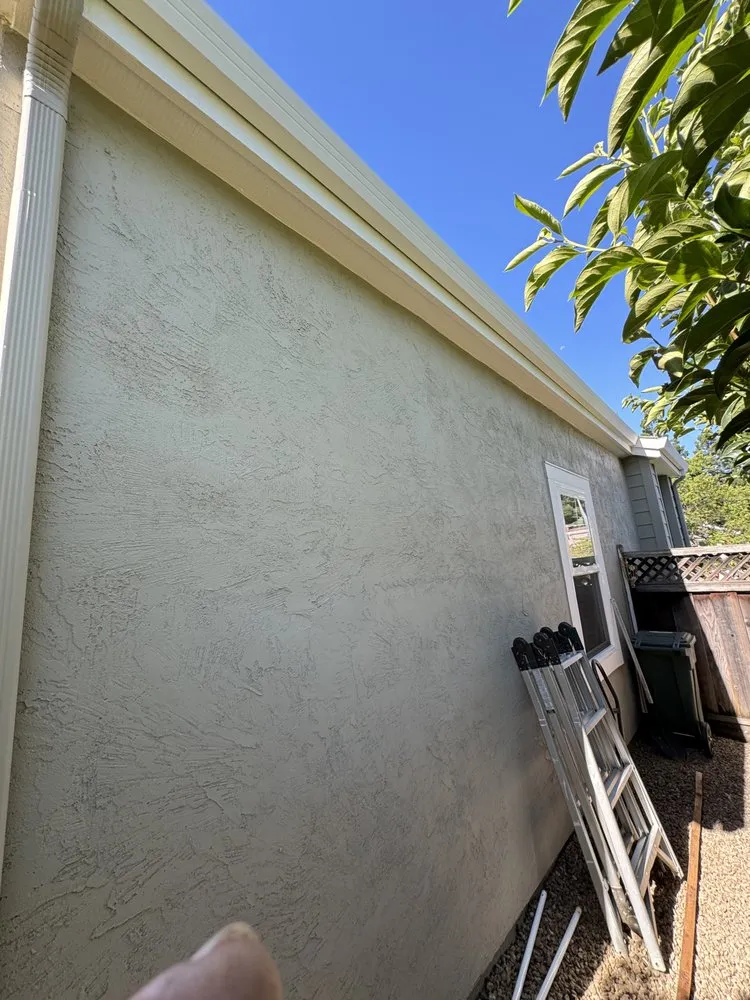 Slide of Good Vibes Roofing & Siding