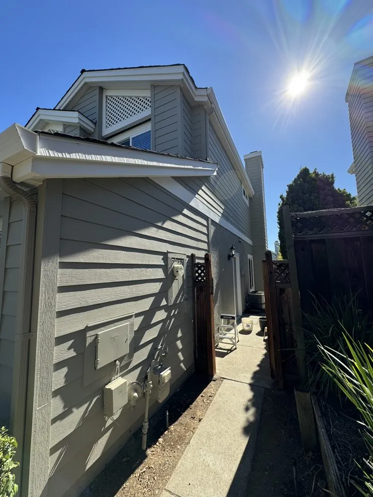 Slide of Good Vibes Roofing & Siding