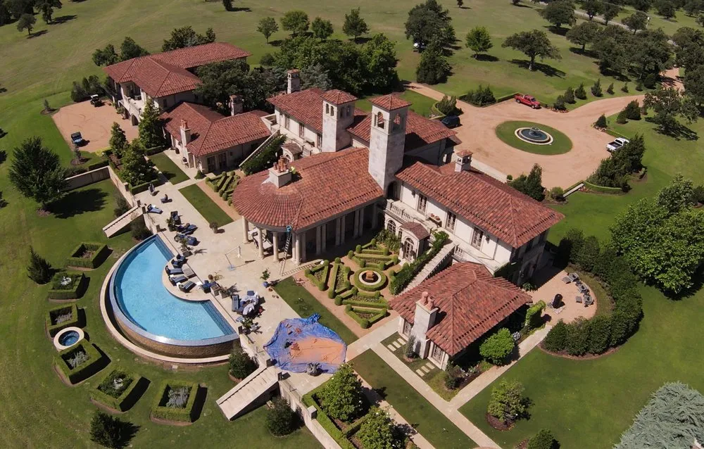 Slide of Goodman Construction