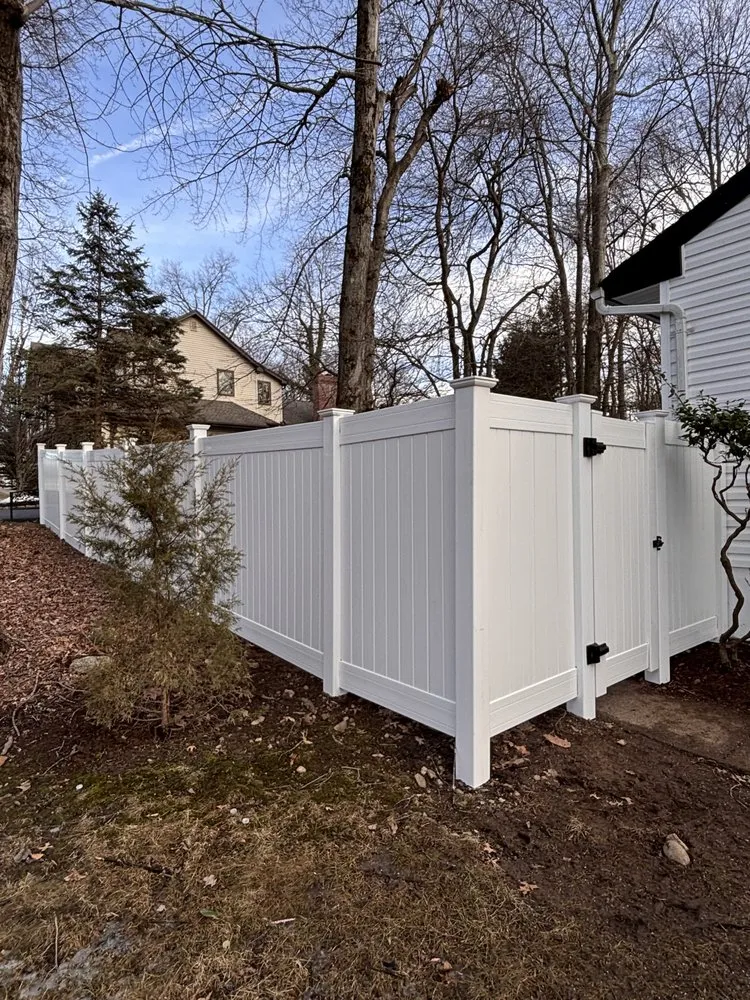 Slide of Gorila’z Construction