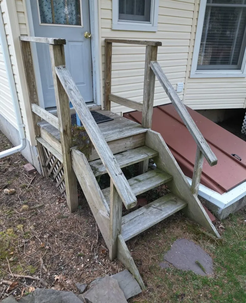 Slide of Gorila’z Construction