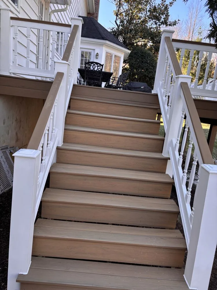 Slide of Gorila’z Construction