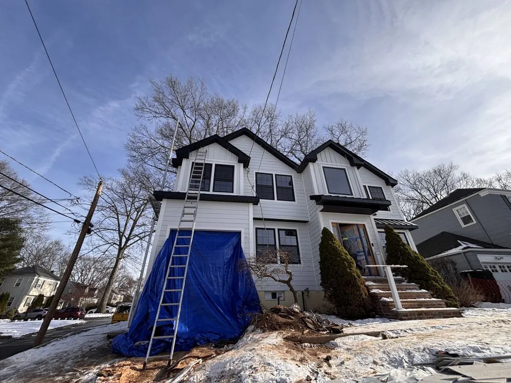 Slide of Gorila’z Construction