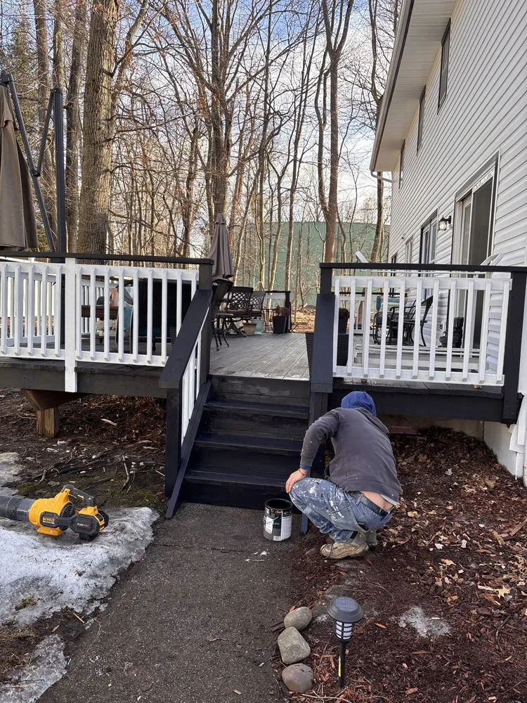 Slide of Gorila’z Construction