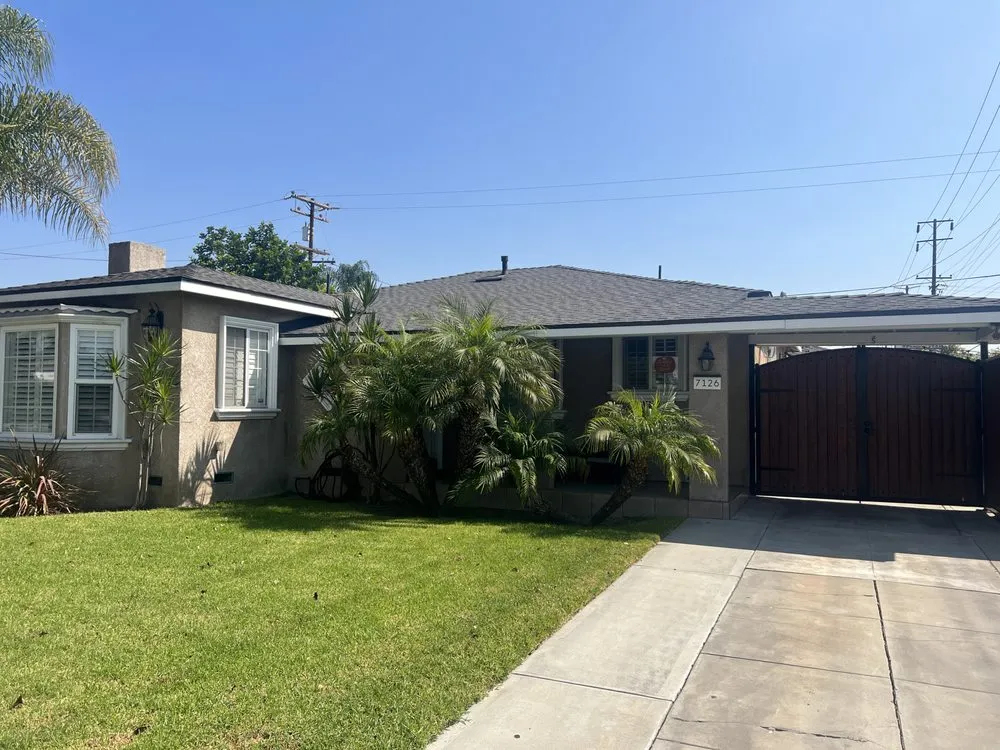 Slide of Gorilla Roofing