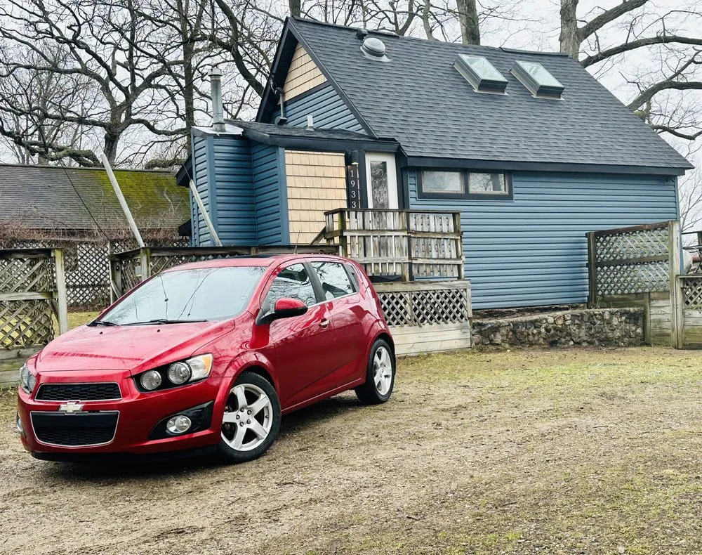 Slide of GoTo Roofing