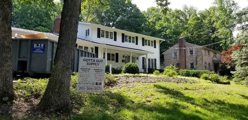 Slide of Gotta Guy Group