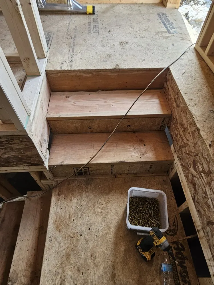 Reliable roof leak repair in Brumley, MO - GoWid Construction