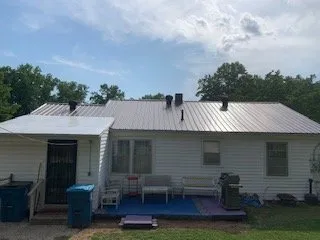 Slide of GOZ Roofing & Handyman