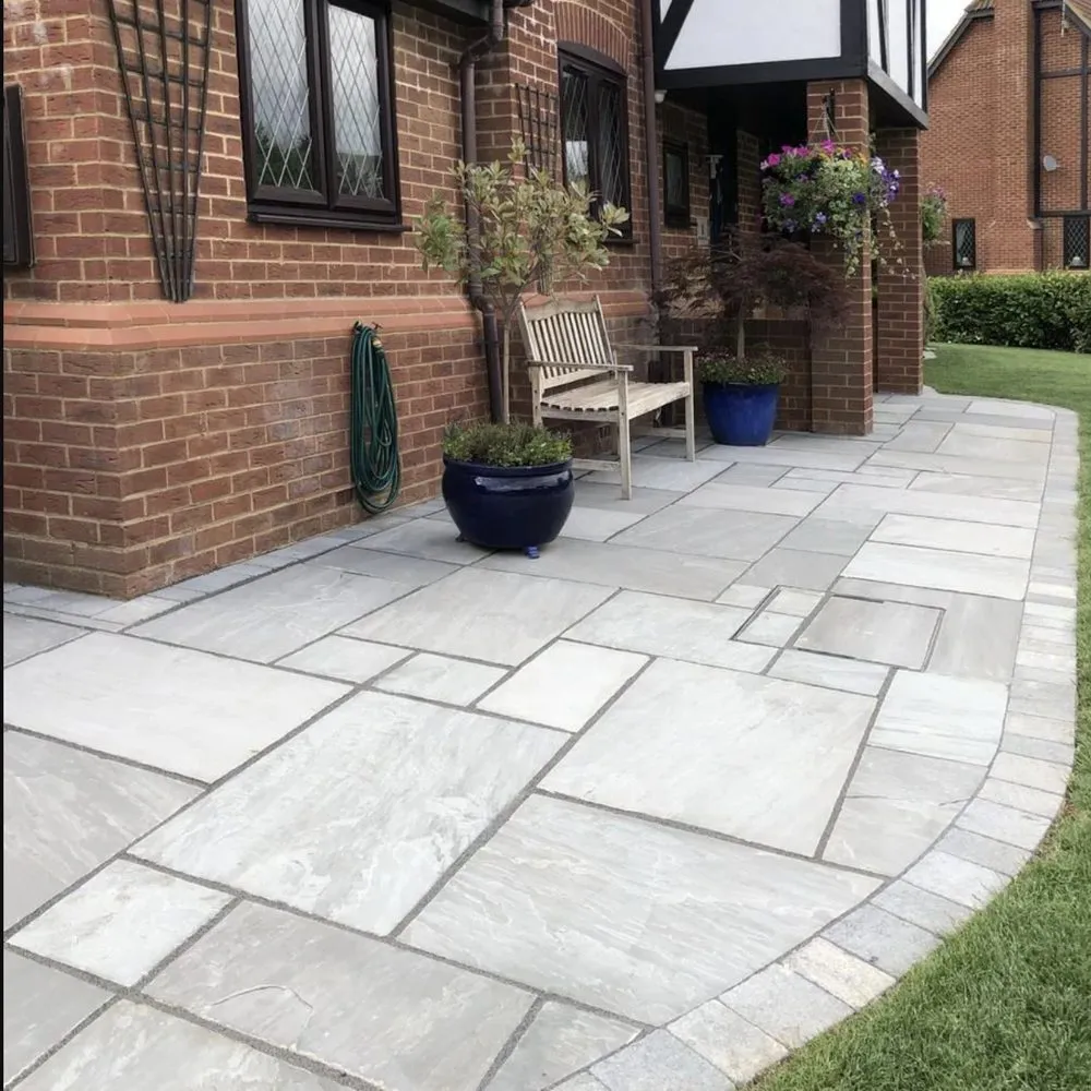 Slide of G&R HANDYMAN SERVICES