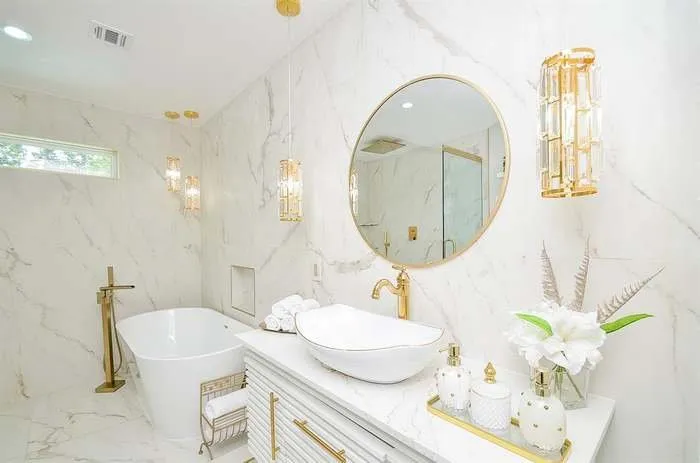 Slide of G&R Remodeling And Roofing