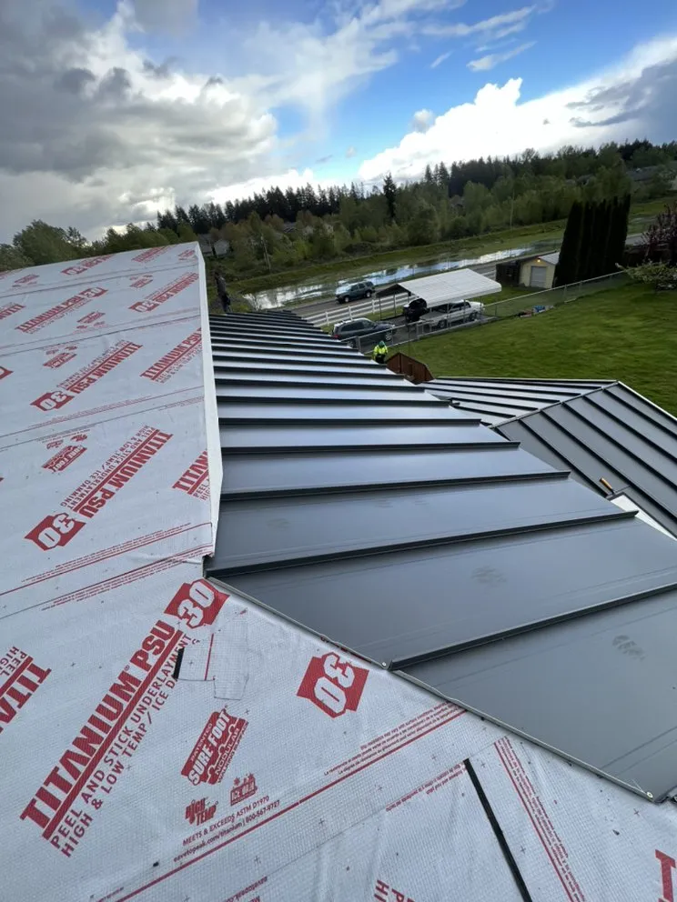 Slide of GR Roofing