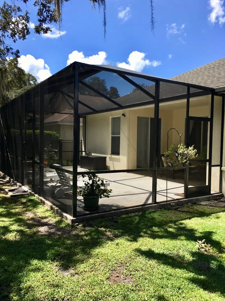 Professional roof repair in Lithia, FL by Graco Construction