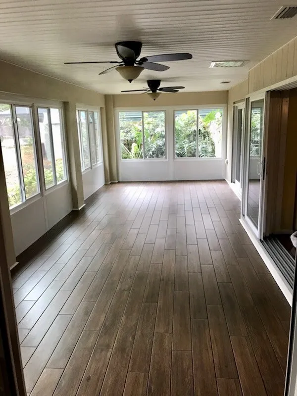Reliable flat roof repair experts serving Lithia, FL - Graco Construction