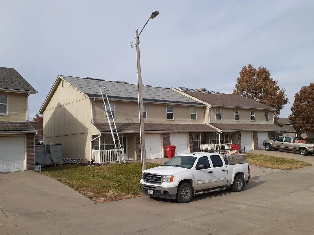 Slide of Gragg Roofing