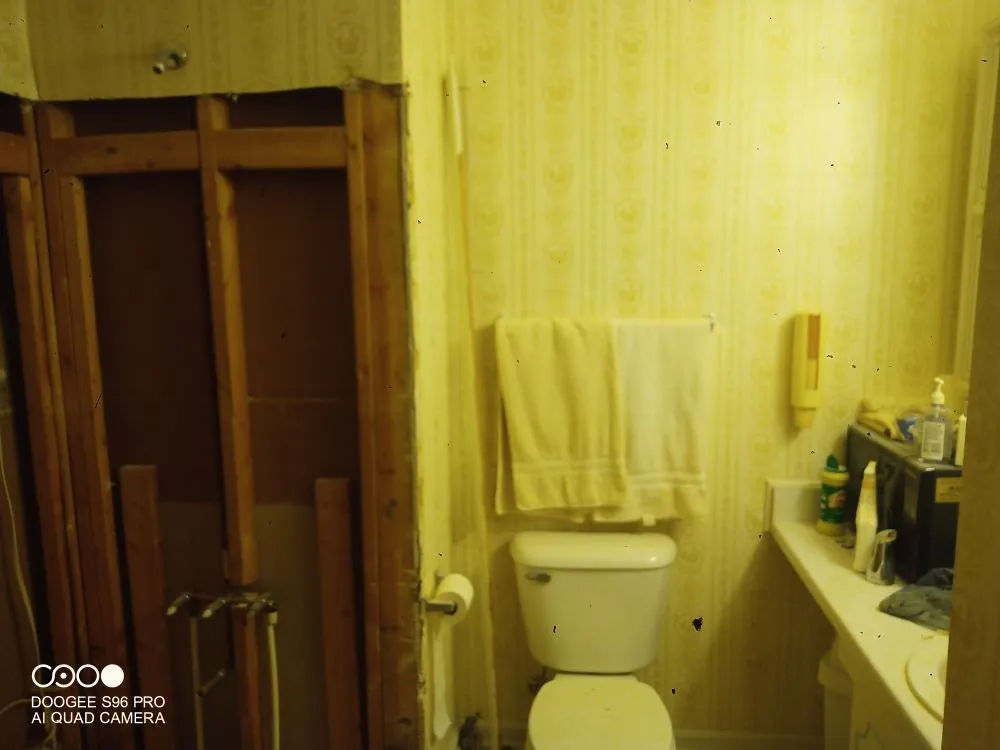 Slide of Graham's Roofing and Painting