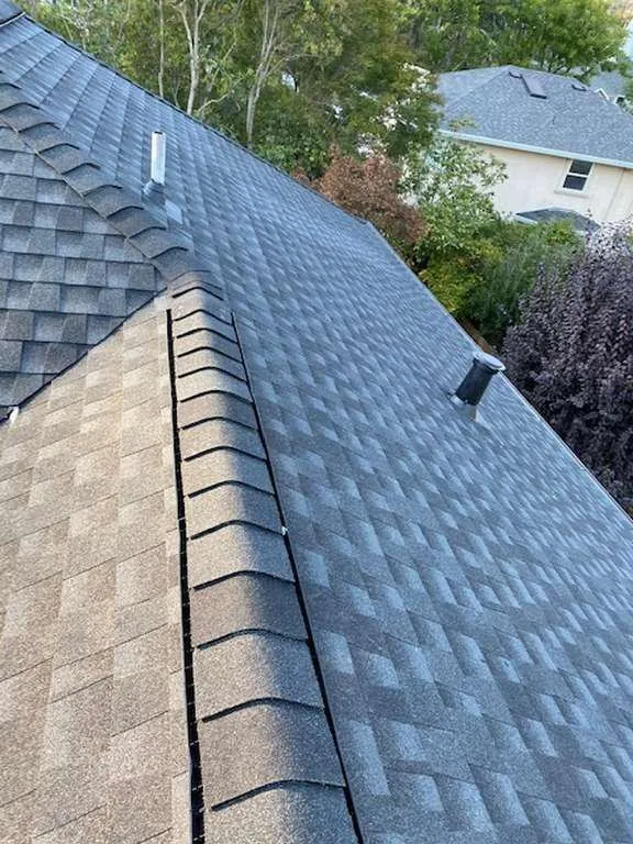 Slide of Gramajo Roofing