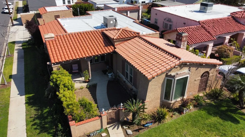 Slide of Grand Canyon Roofing