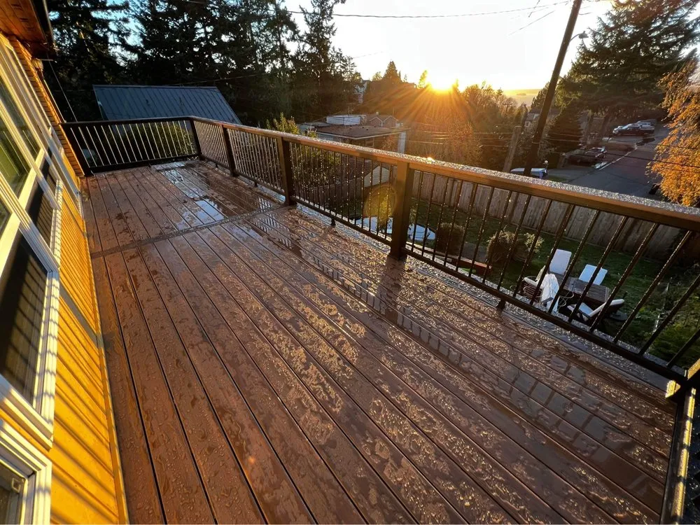 Slide of Grand Decks