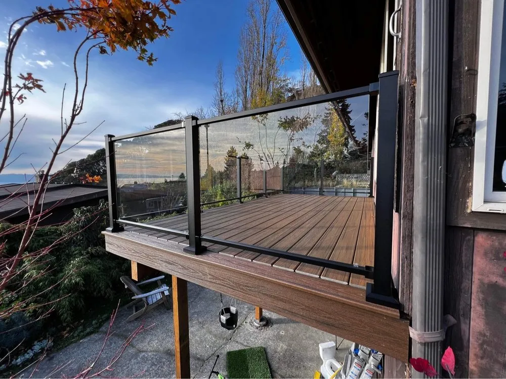 Slide of Grand Decks