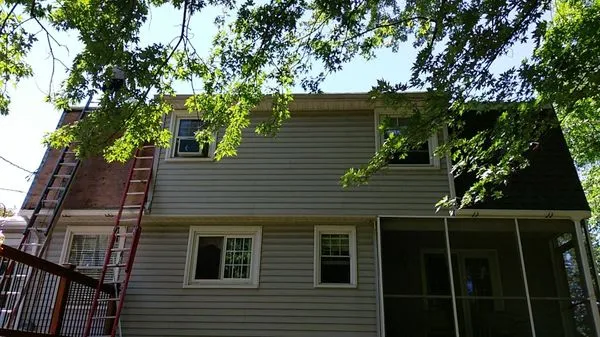 Grand Homes Roofing Logo