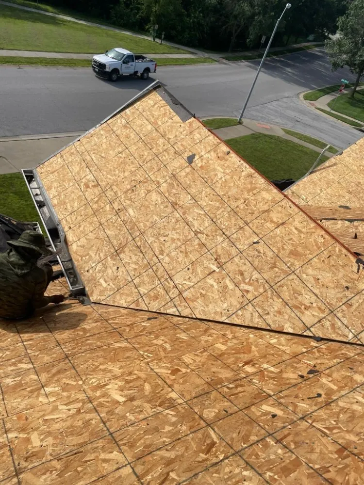 Slide of Grand Street Roofing