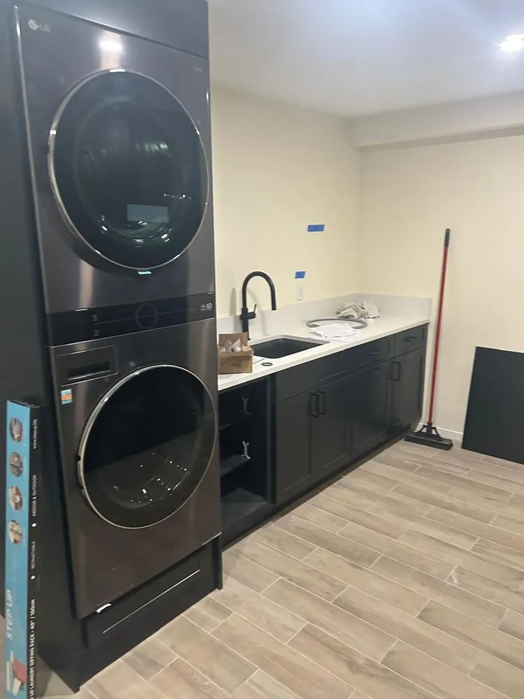 Slide of Grand View Construction