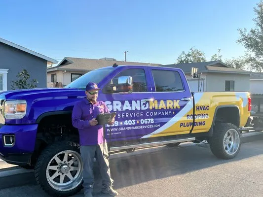 Grandmark Service Company Madera Logo