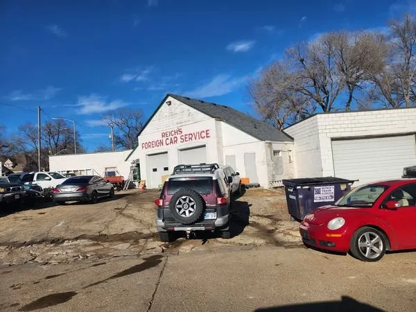 Slide of Grandview Roofing