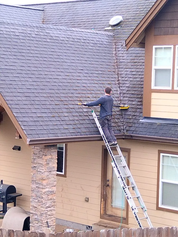 Slide of Grant Sutherland Construction