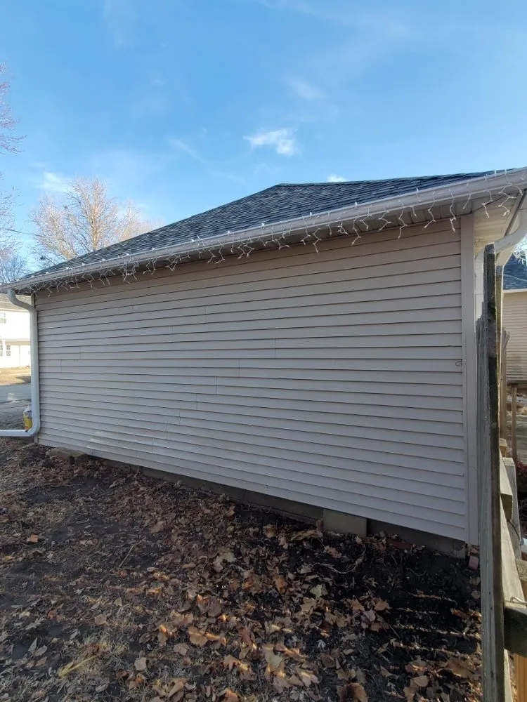 Slide of Grantz Elite Exteriors